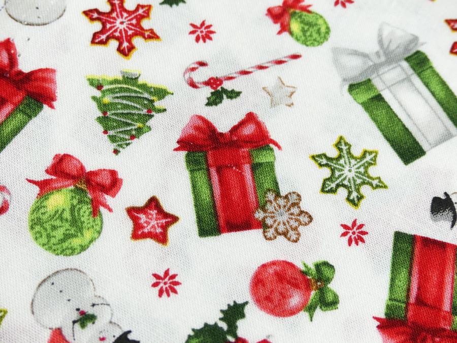 Preview: Patchwork Stoff Studio E Geschenkpäckchen Schneemann Detailansicht